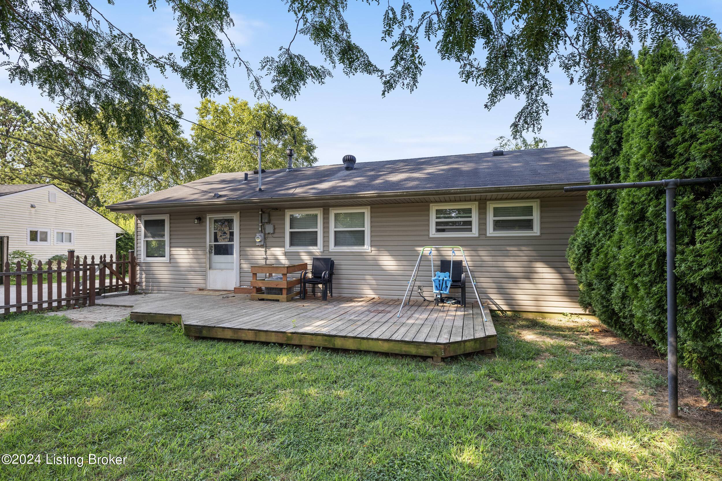 1409 Old Mill Road Lyndon, KY 40242 - Photo 21 of 27 LREP4995