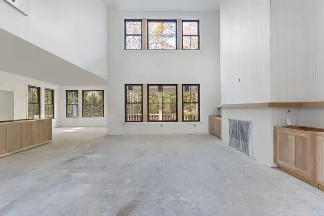 $2,200,000 | 2 Lindas Way, Old Orchard Beach, ME 04064