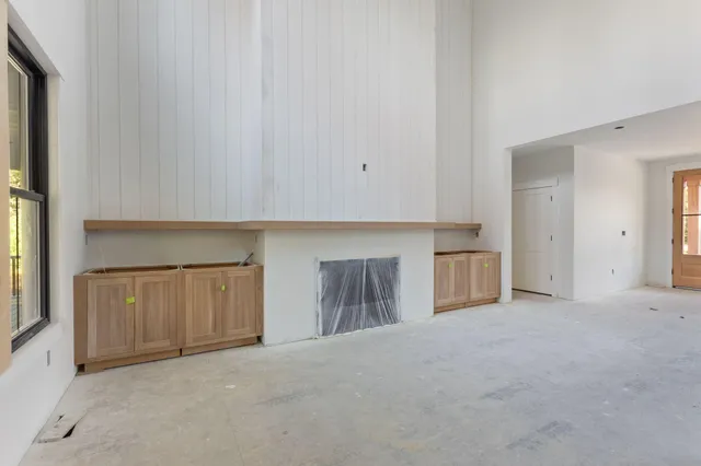 $2,200,000 | 2 Lindas Way, Old Orchard Beach, ME 04064