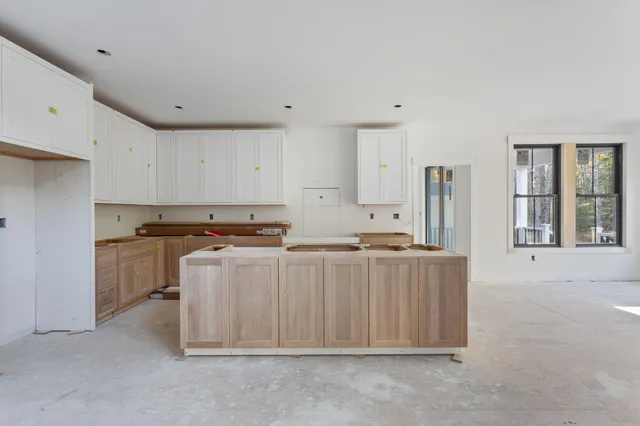 $2,200,000 | 2 Lindas Way, Old Orchard Beach, ME 04064