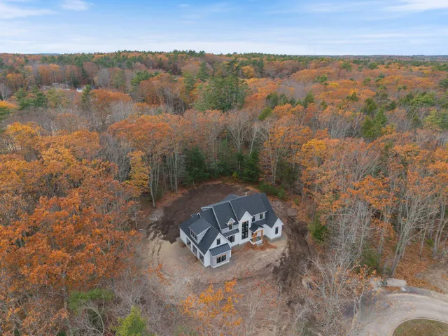 $2,200,000 | 2 Lindas Way, Old Orchard Beach, ME 04064