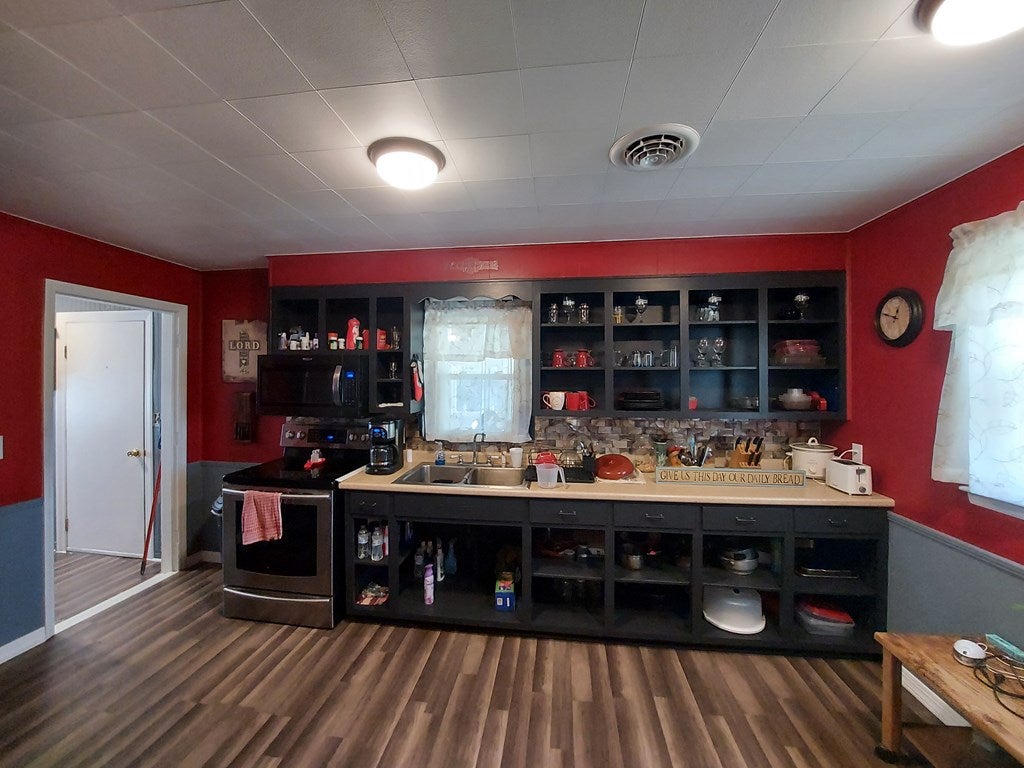 609 Windmill Road Galax, VA 24333 - Photo 21 of 47 Gallery Image 21
