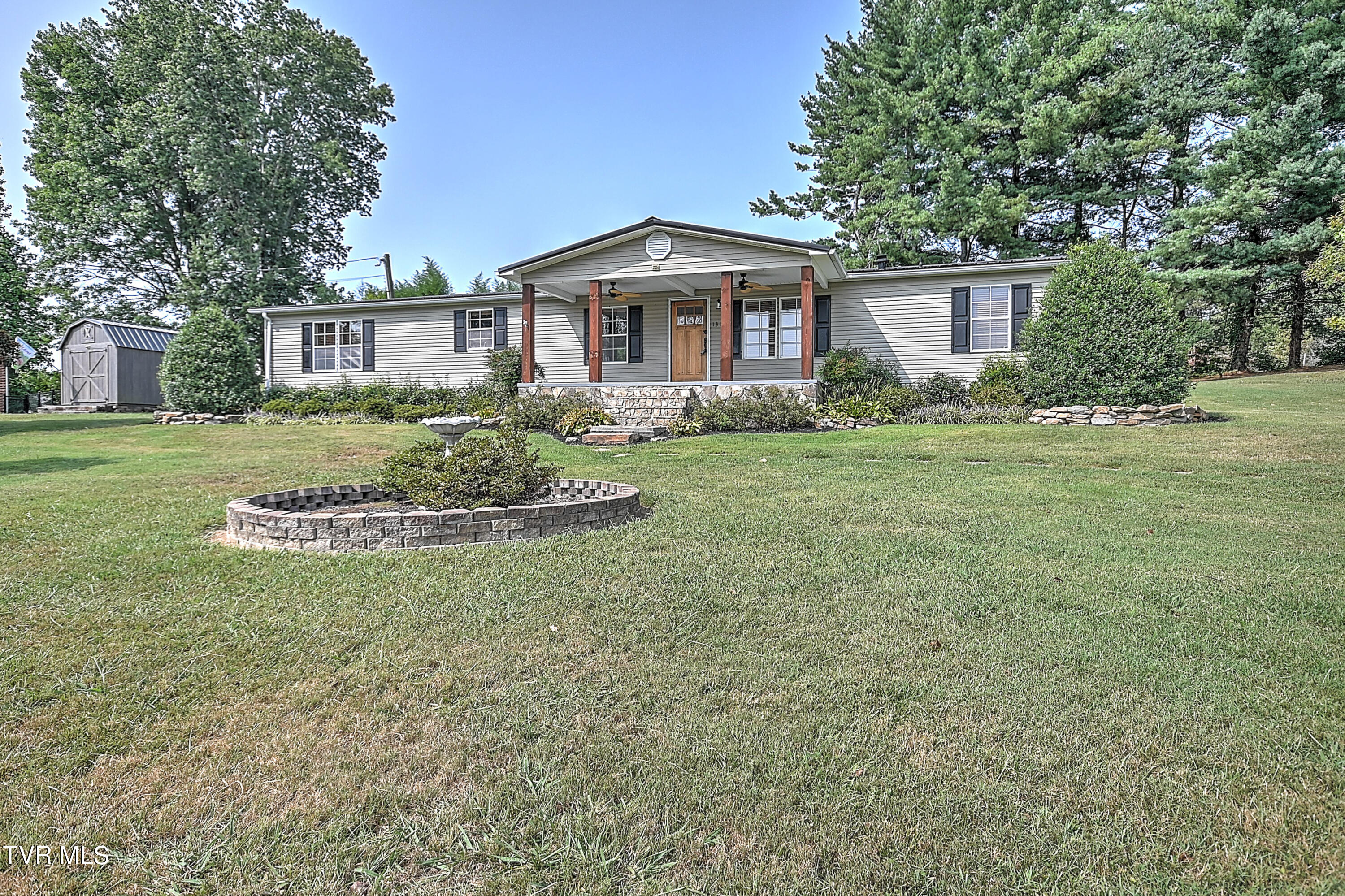 131 Fairridge Road Johnson City, TN 37604 - Photo 2 of 44 131 Fairridge CP-2