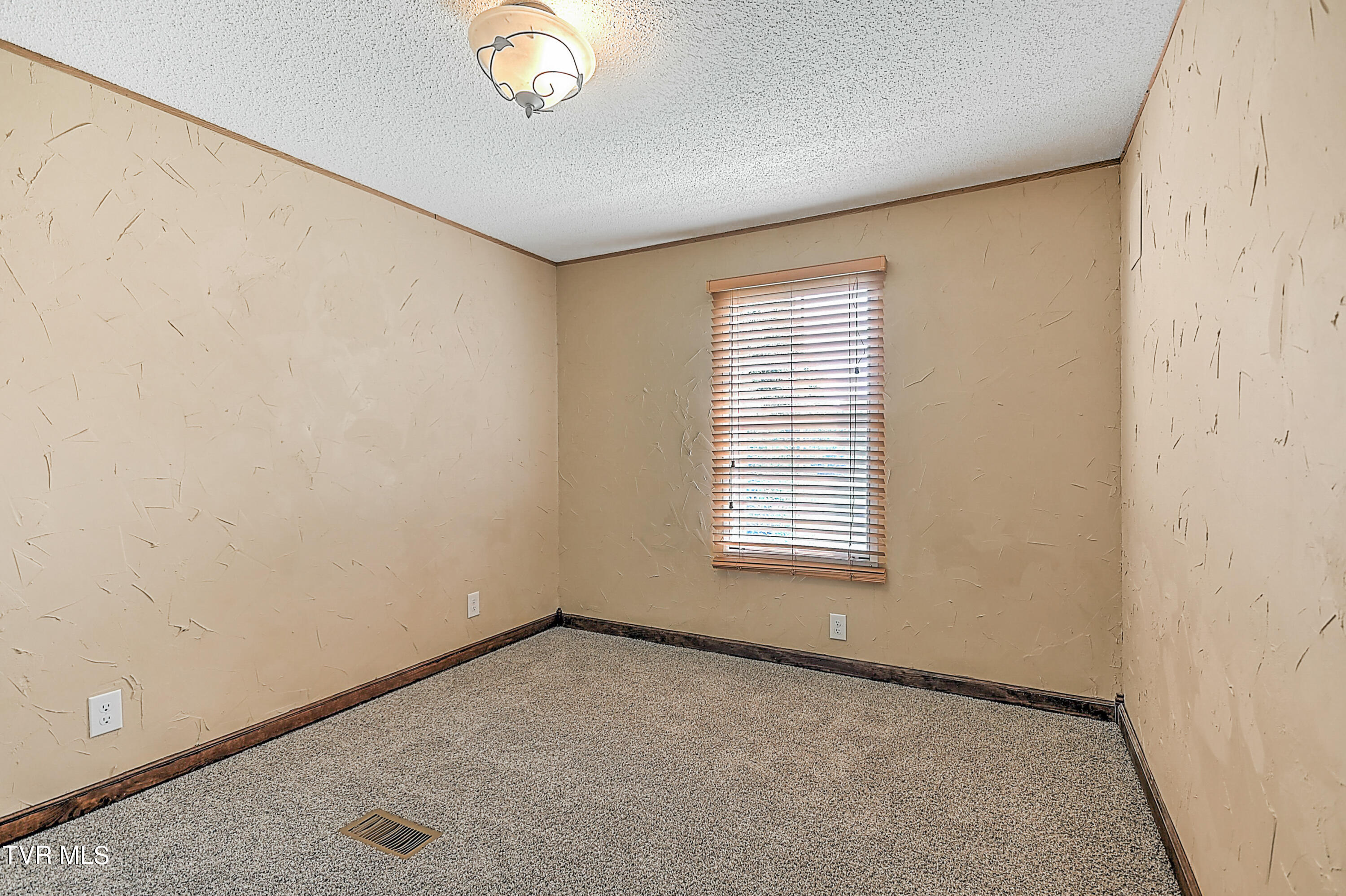 131 Fairridge Road Johnson City, TN 37604 - Photo 36 of 44 131 Fairridge CP-37