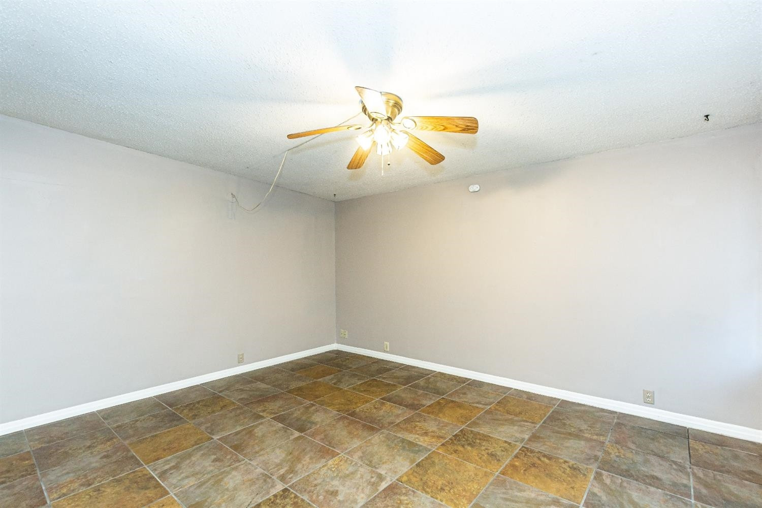 2836 65th Street Lubbock, TX 79413 - Photo 7 of 39 Photo 7