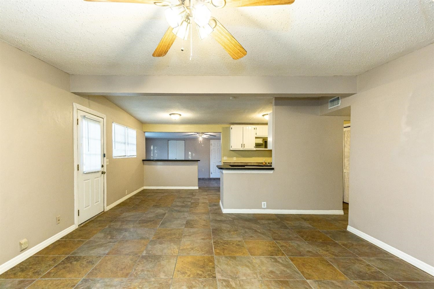 2836 65th Street Lubbock, TX 79413 - Photo 9 of 39 Photo 9