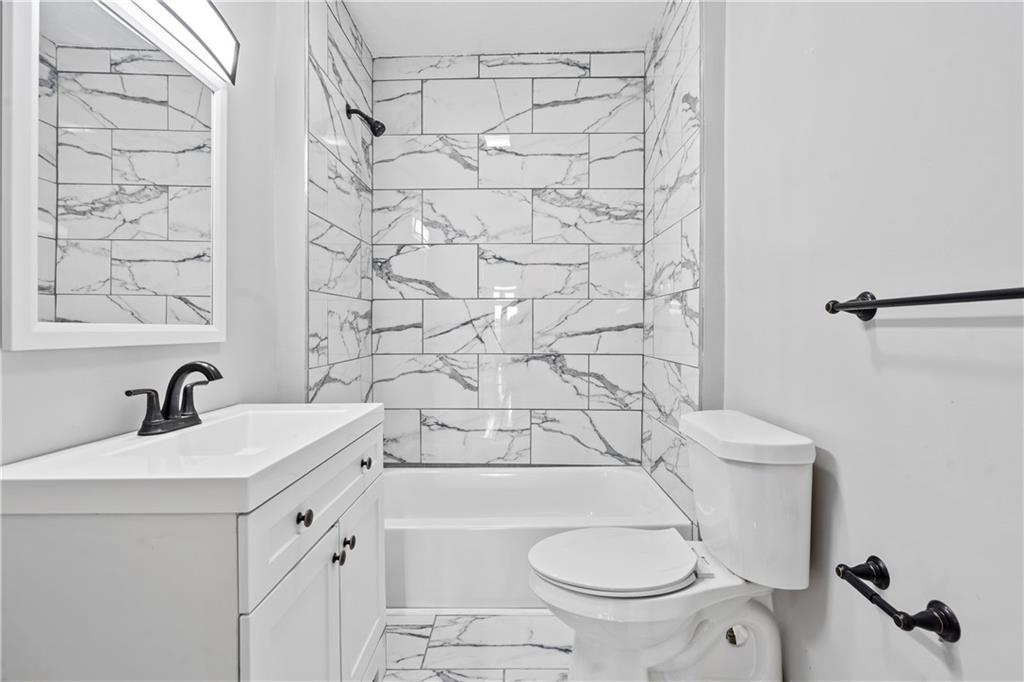 716 Ridge Avenue McKees Rocks, PA 15136 - Photo 17 of 31 Gallery Image 17