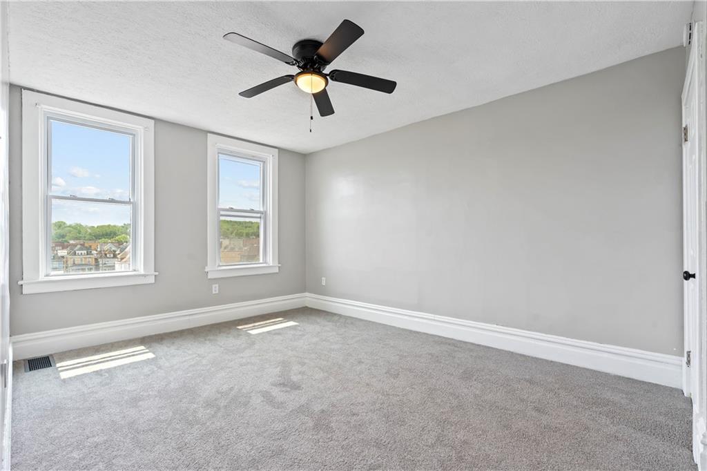 716 Ridge Avenue McKees Rocks, PA 15136 - Photo 18 of 31 Gallery Image 18