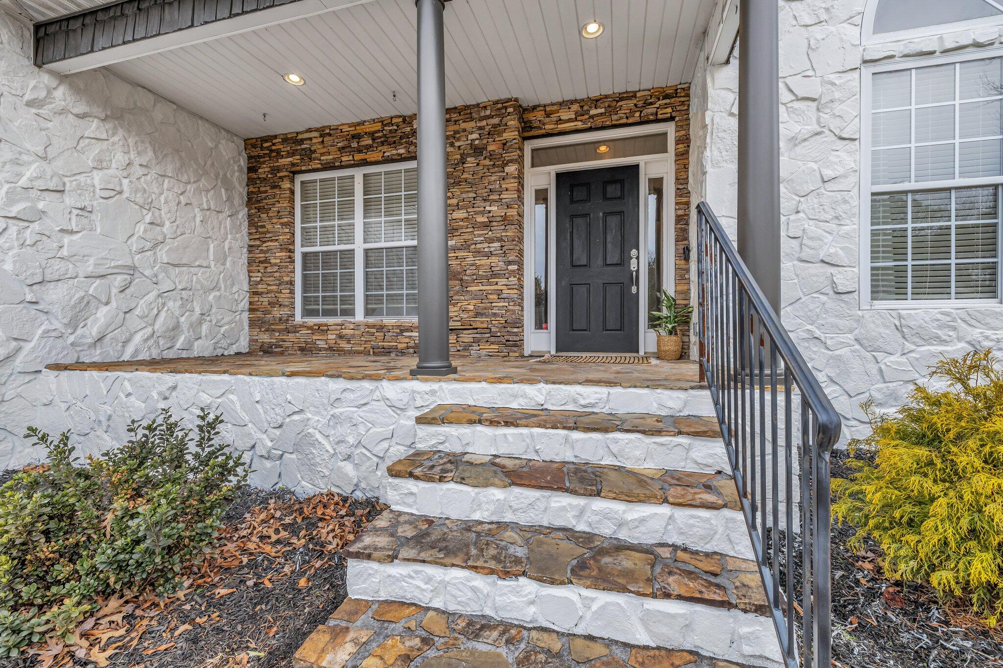 4-web-or-mls-205-honeysuckle-dr