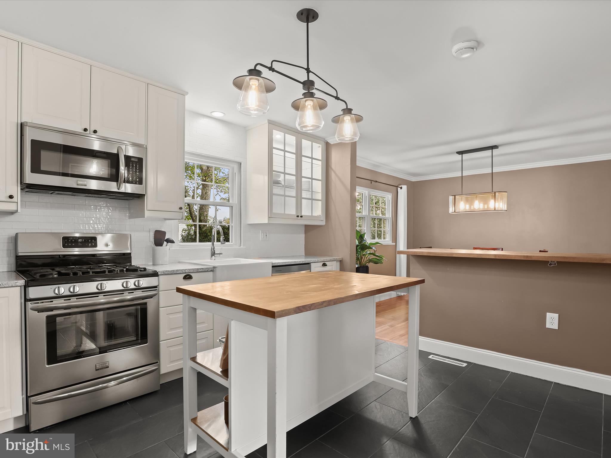 2402 Harborwood Road Catonsville, MD 21228 - Photo 11 of 43 Kitchen