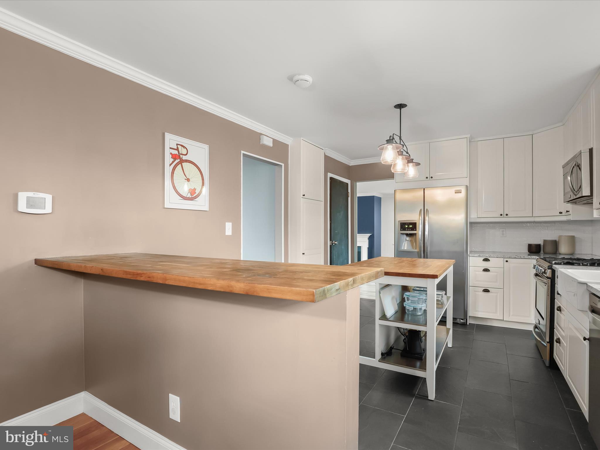 2402 Harborwood Road Catonsville, MD 21228 - Photo 16 of 43 Kitchen