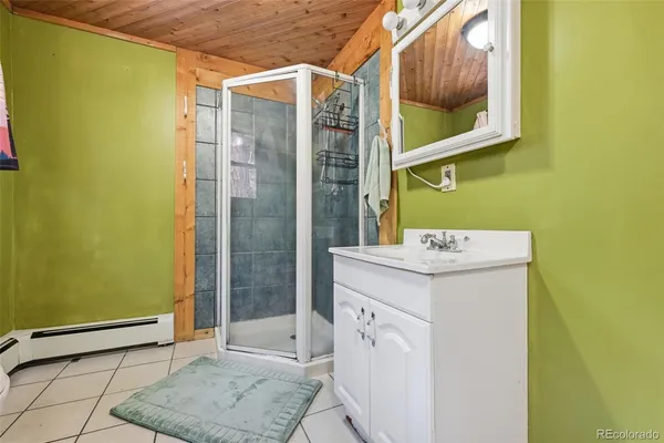 a view of washer and dryer