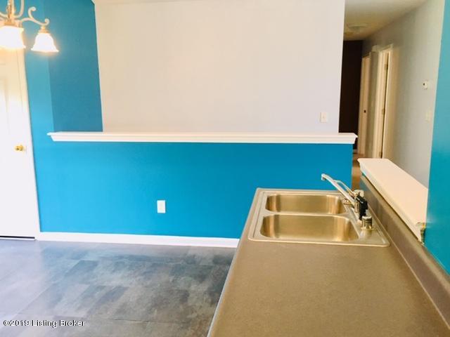 11101 Meadow Run Road Louisville, KY 40229 - Photo 14 of 45 12