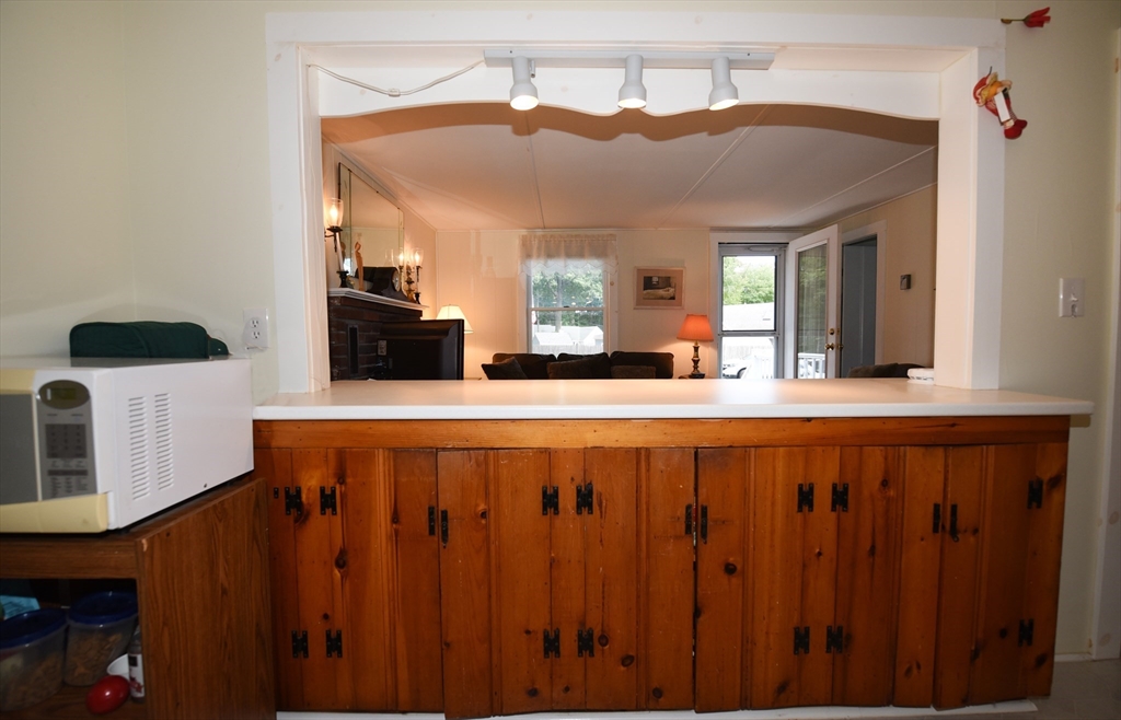 8 Valentine Road Marshfield, MA 02050 - Photo 7 of 14 Gallery Image 7
