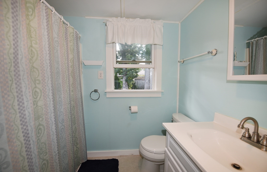 8 Valentine Road Marshfield, MA 02050 - Photo 10 of 14 Gallery Image 10