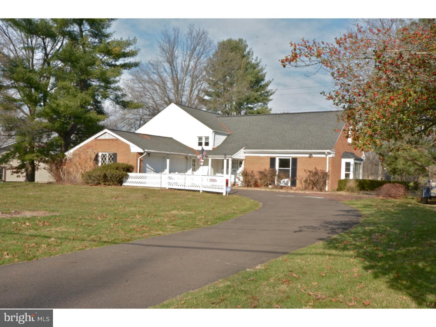 10 Brandon Road Lawrenceville, NJ 08648 - Photo 1 of 25 Gallery Image 1