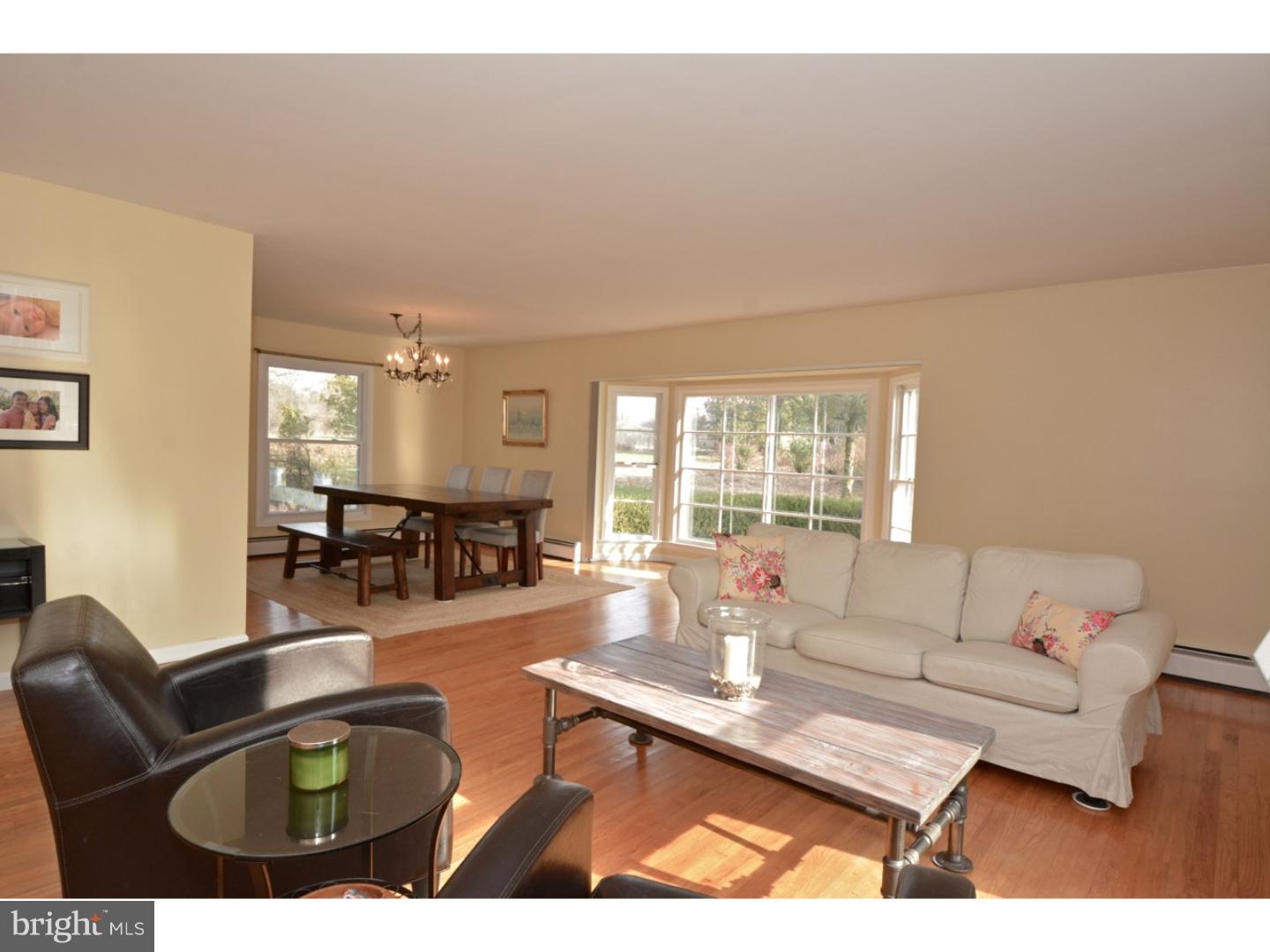 10 Brandon Road Lawrenceville, NJ 08648 - Photo 3 of 25 Gallery Image 3