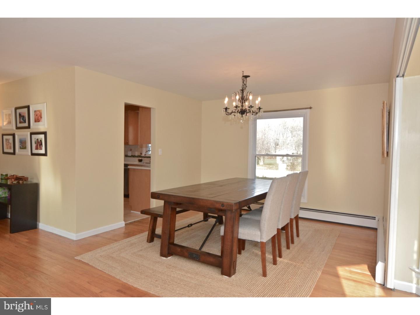 10 Brandon Road Lawrenceville, NJ 08648 - Photo 5 of 25 Gallery Image 5