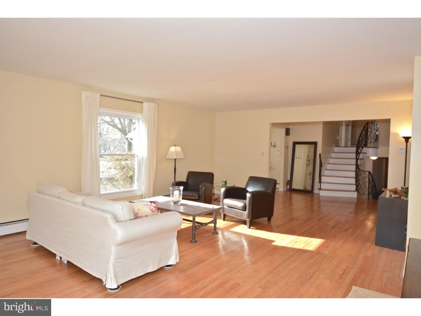 10 Brandon Road Lawrenceville, NJ 08648 - Photo 9 of 25 Gallery Image 9