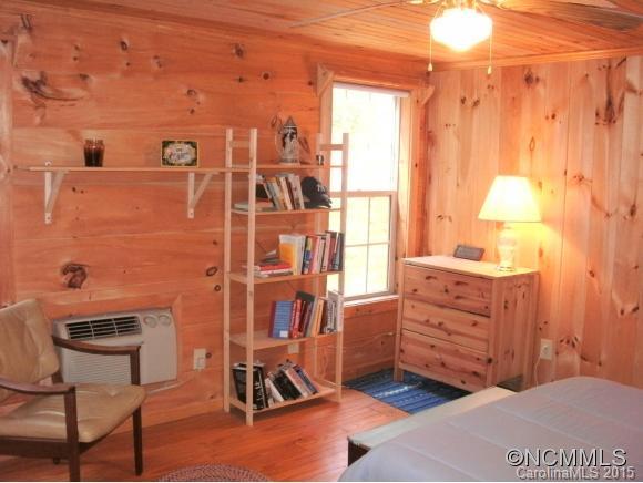 957 Rebel Ridge Road Marshall, NC 28753 - Photo 7 of 24 Gallery Image 7