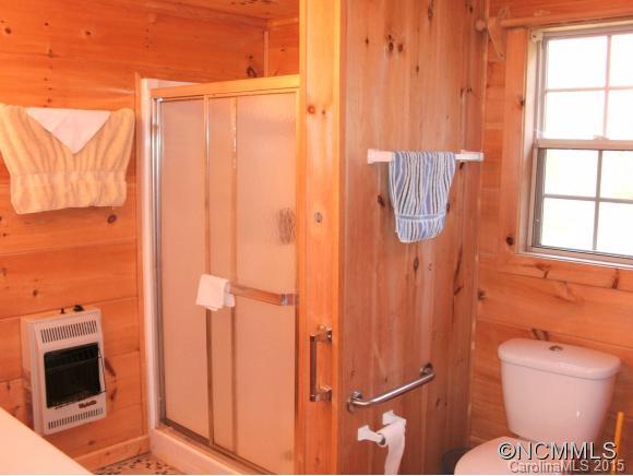 957 Rebel Ridge Road Marshall, NC 28753 - Photo 8 of 24 Gallery Image 8