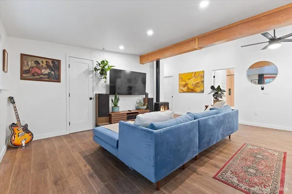 $549,000 | 15244 Rio Nido Road, Guerneville, CA 95446