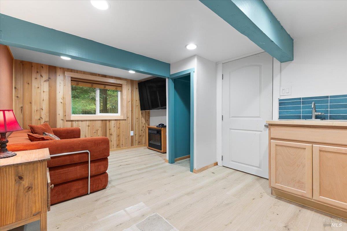 15244 Rio Nido Road Guerneville, CA 95446 - Photo 19 of 40