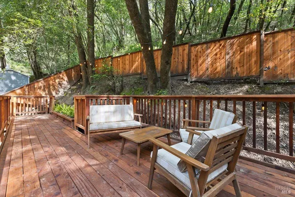 $549,000 | 15244 Rio Nido Road, Guerneville, CA 95446