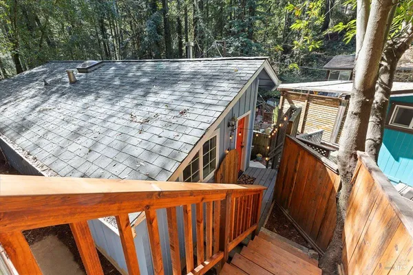 $549,000 | 15244 Rio Nido Road, Guerneville, CA 95446