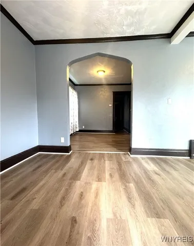 $1,150 | 1820 1/2 Whitney Avenue, Niagara Falls, NY 14301