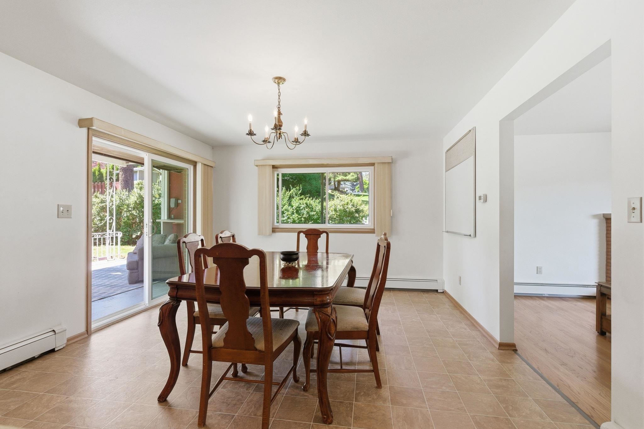 903 West Hawthorne Road Spokane, WA 99218 - Photo 14 of 50