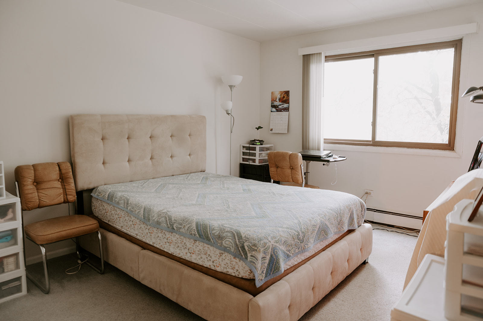 1220 South Lorraine Road, Unit 2C Wheaton, IL 60189 - Photo 10 of 14 a bedroom with a bed and window