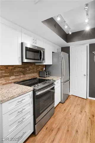 $140,000 | 3550 Bay Sands Drive, Unit 3066, Laughlin, NV 89029