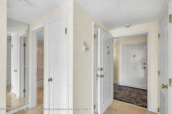$10,000 | 250 Bradley Place, Unit 402, Palm Beach, FL 33480