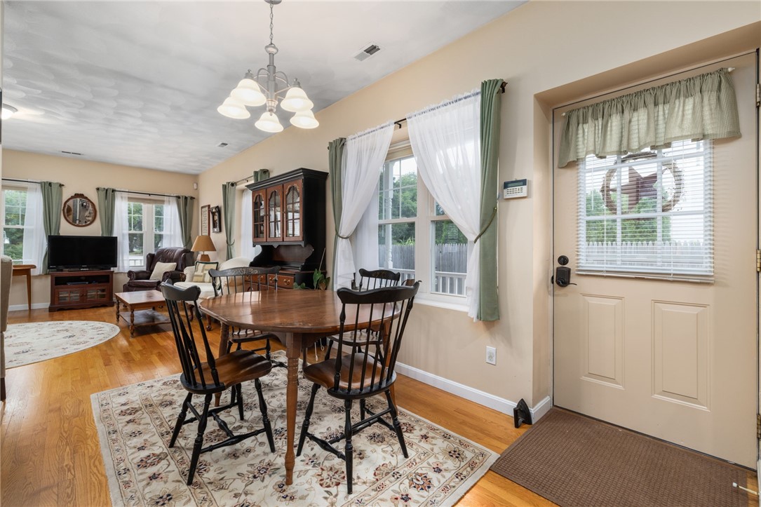 297 Ives Road Warwick, RI 02818 - Photo 9 of 41