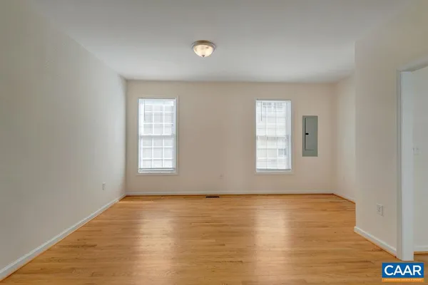 $2,100 | 120 Summit Street, Unit A, Charlottesville, VA 22903