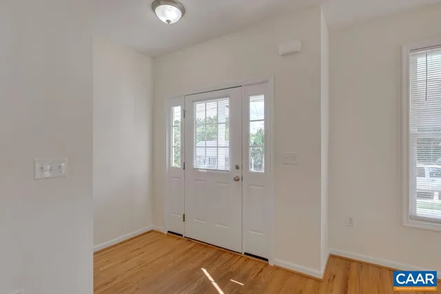 $2,100 | 120 Summit Street, Unit A, Charlottesville, VA 22903