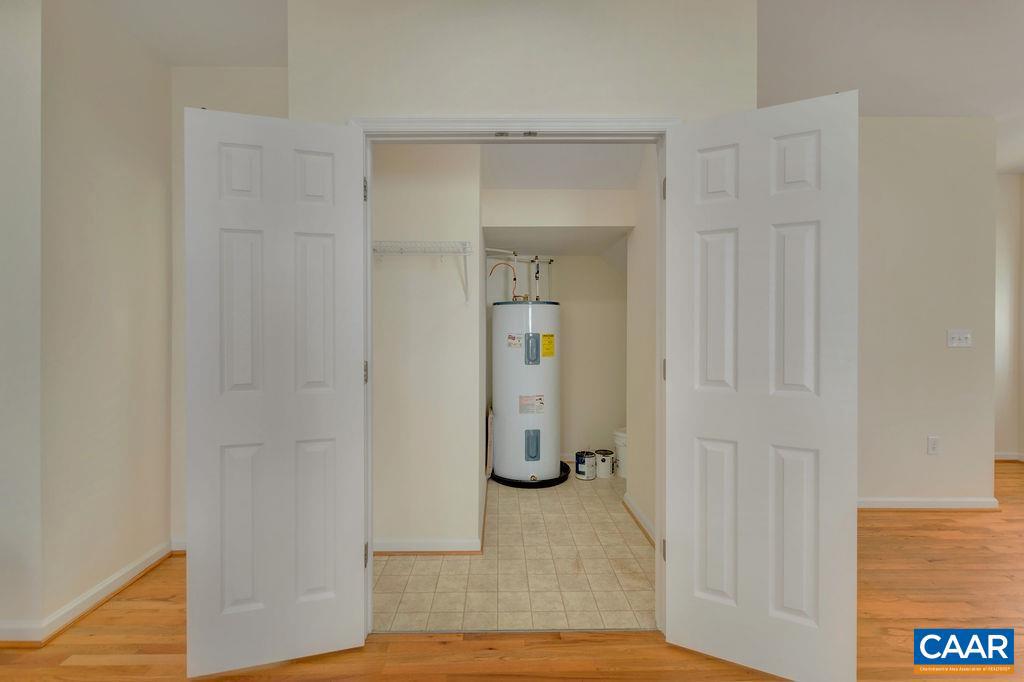 120 Summit Street, Unit A Charlottesville, VA 22903 - Photo 9 of 35