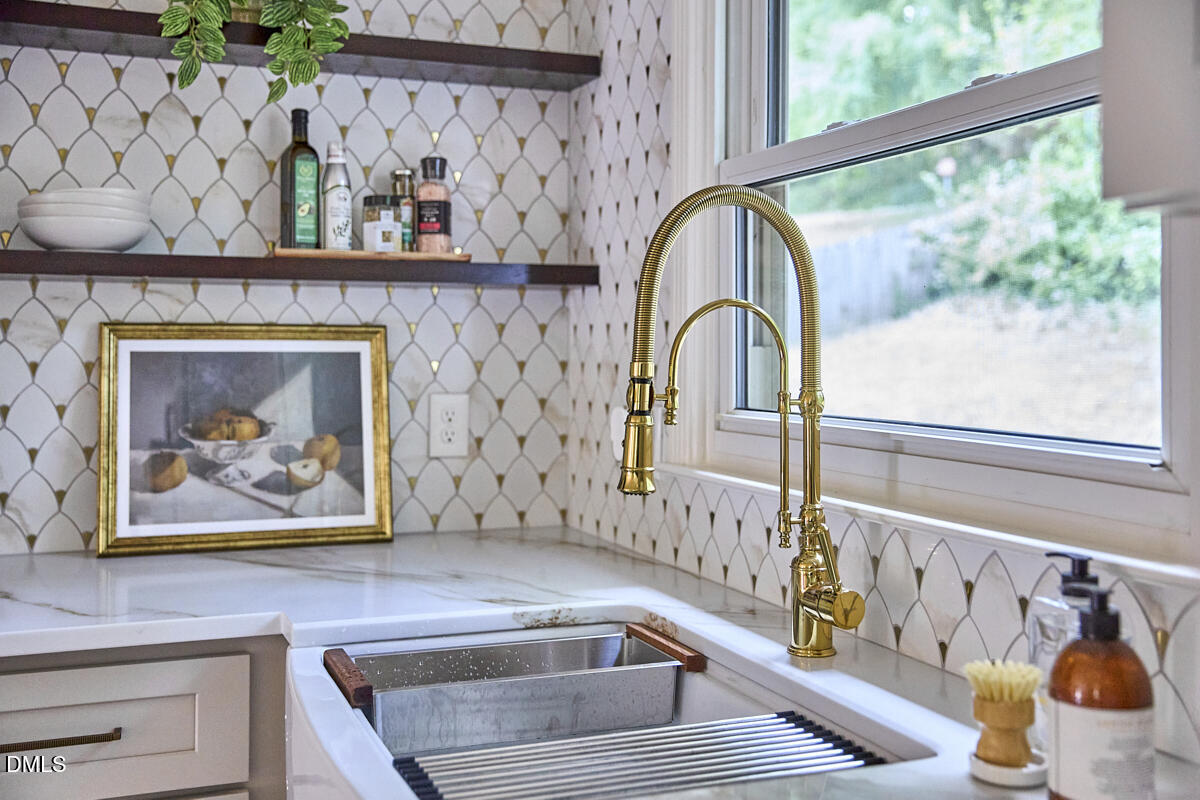 1609 Acadia Street Durham, NC 27701 - Photo 22 of 56 030