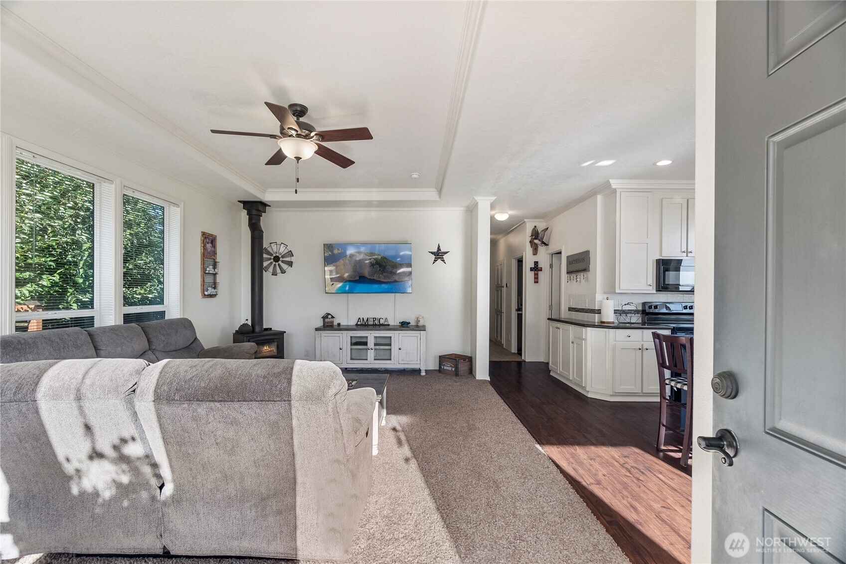 134 Newman Road Kalama, WA 98625 - Photo 10 of 30 Gallery Image 10