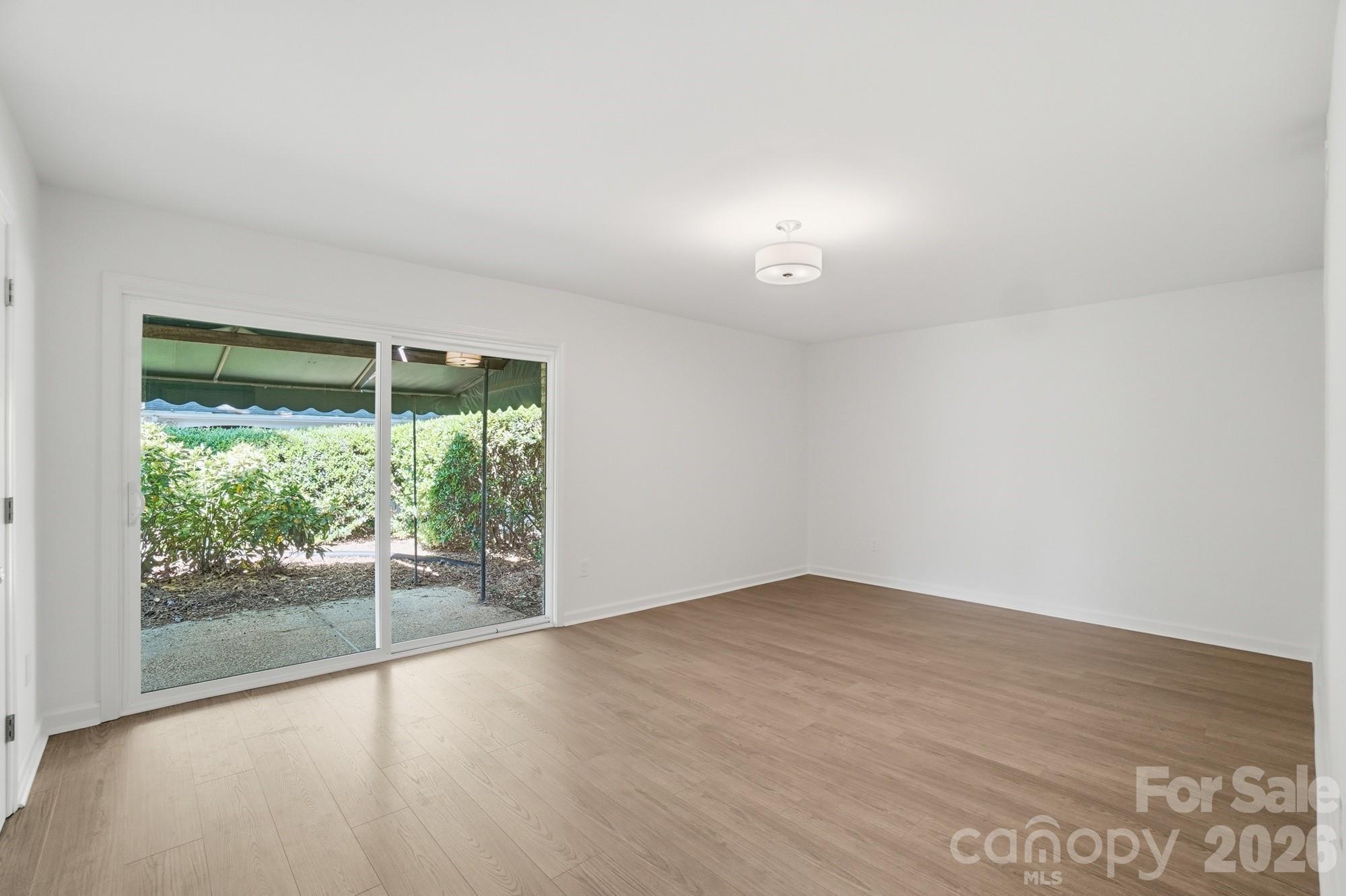 7027 Quail Hill Road Charlotte, NC 28210 - Photo 5 of 29