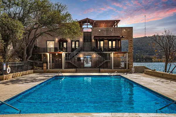 $359,000 | 1000 Guadalupe Street, Kerrville, TX 78028