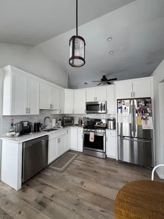 $2,800 | 80 Williamson Court, Bridgewater, NJ 08807