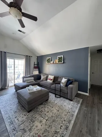 $2,800 | 80 Williamson Court, Bridgewater, NJ 08807