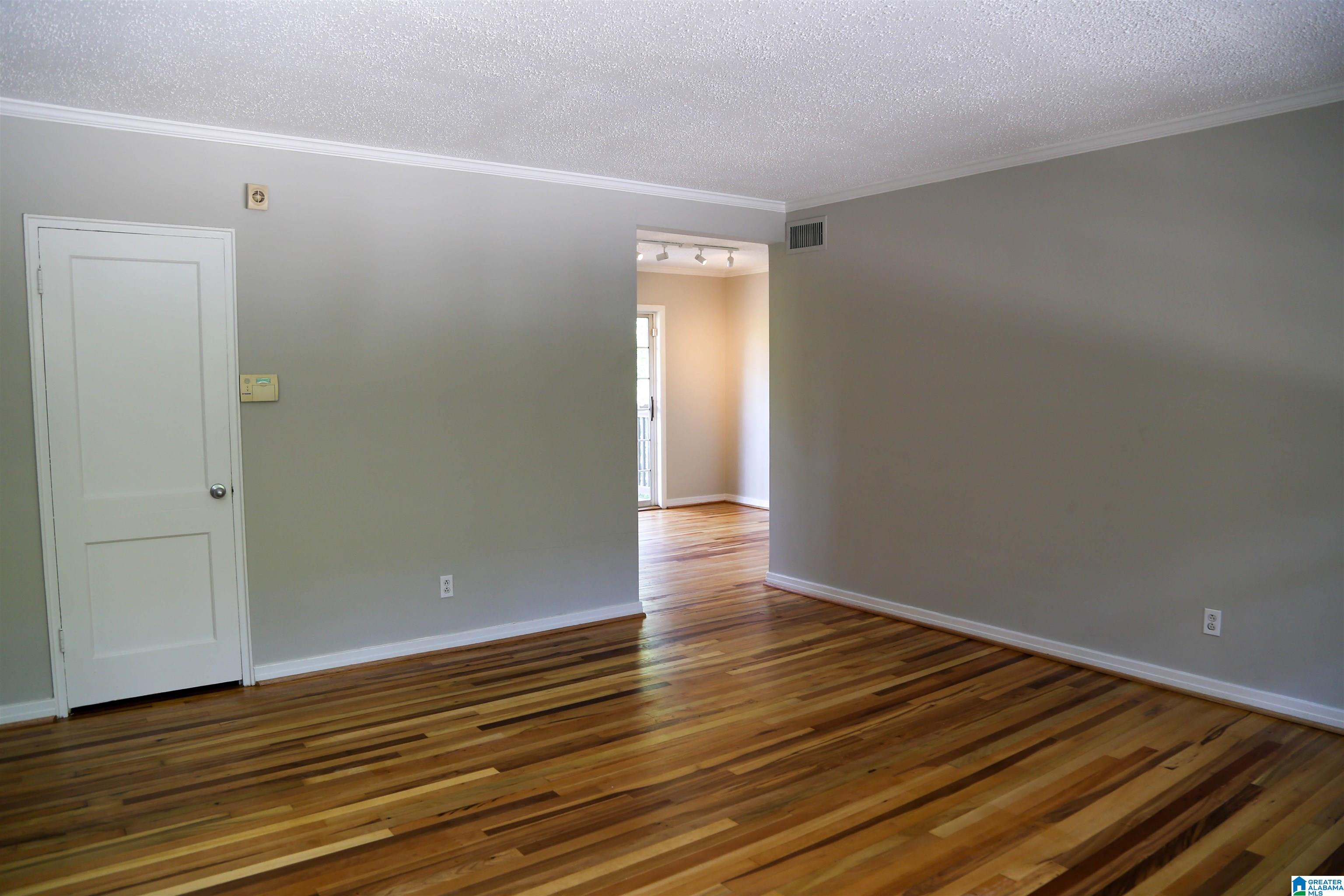1200 34th Street South, Unit 4 Birmingham, AL 35205 - Photo 4 of 29 Gallery Image 4