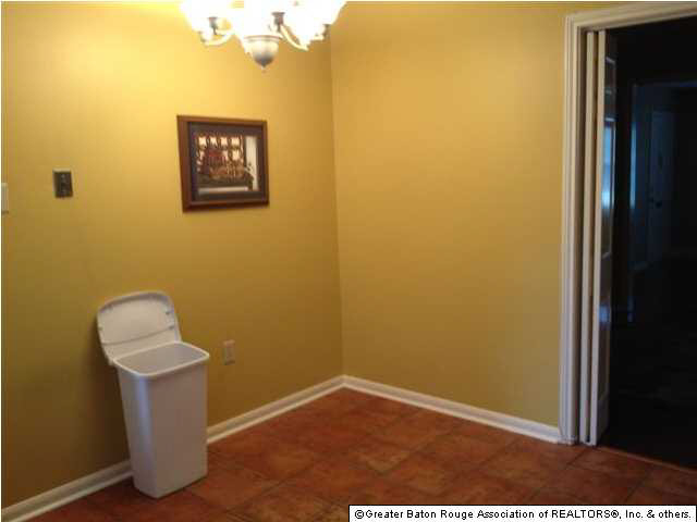 4900 Claycut Road, Unit 23 Baton Rouge, LA 70806 - Photo 4 of 10 Gallery Image 4