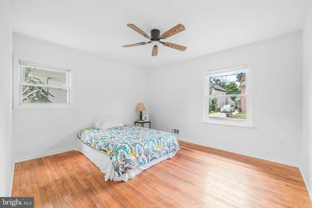 $555,000 | 200 1/2 11th Street, Laurel, MD 20707