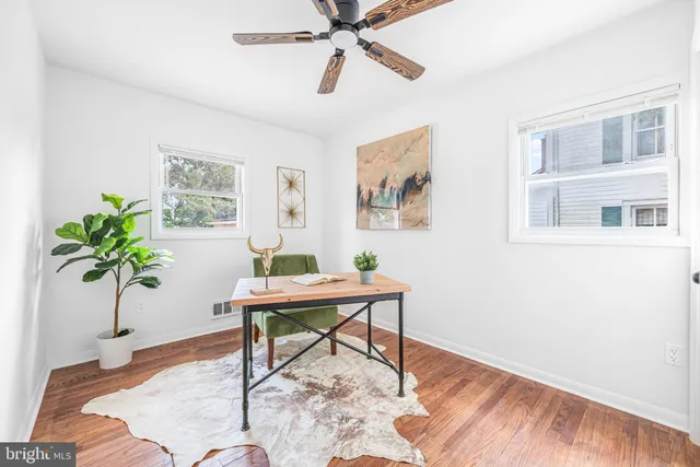 $555,000 | 200 1/2 11th Street, Laurel, MD 20707