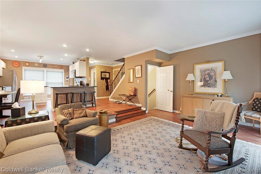1314 Brook Lane Rochester Hills, MI 48306 - Photo 9 of 32