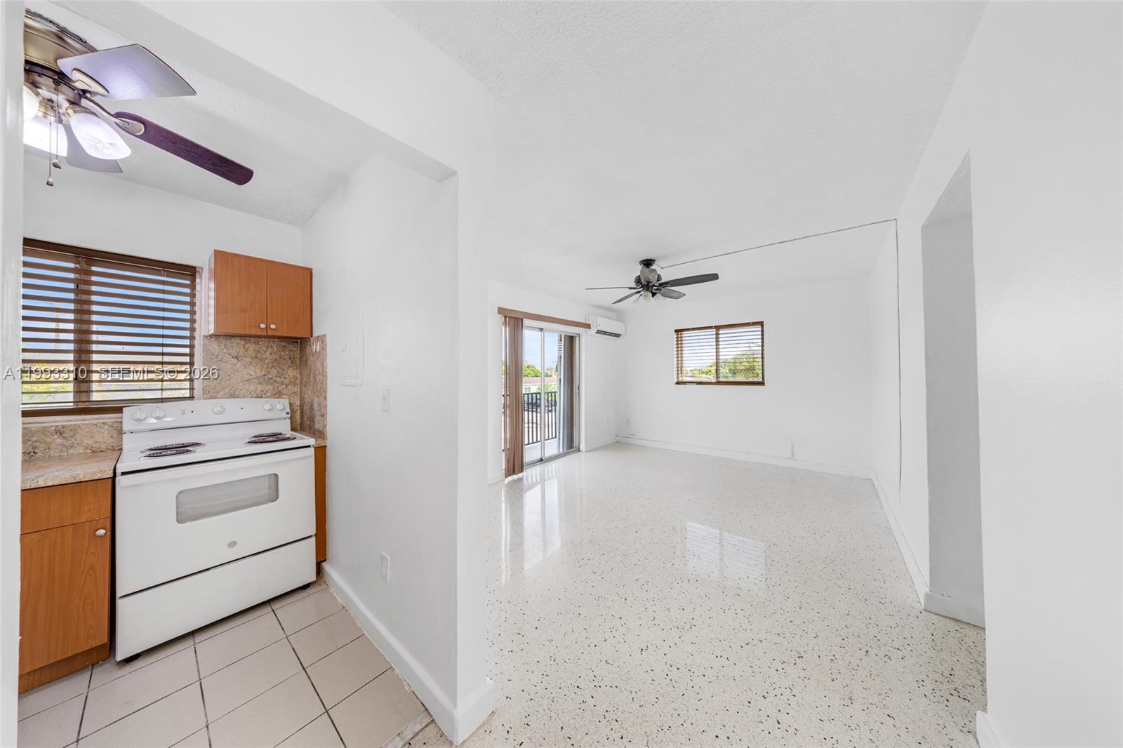 955 West 23rd Street Hialeah, FL 33010 - Photo 16 of 30